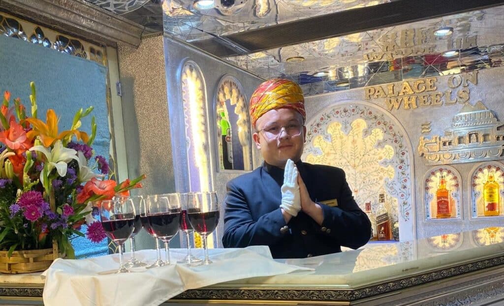 Explorar la variante de la India en el palacio de la rueda