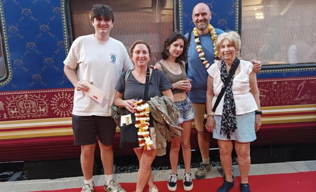 Viaja a la India en el Deccan Odyssey, el tren de lujo de la India